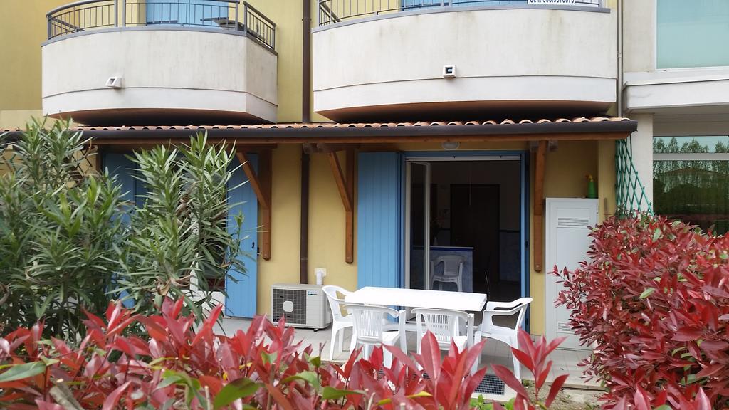 קאורלה Residence Elisa Piano Terra Con Giardino E Posto Spiaggia Incluso חדר תמונה