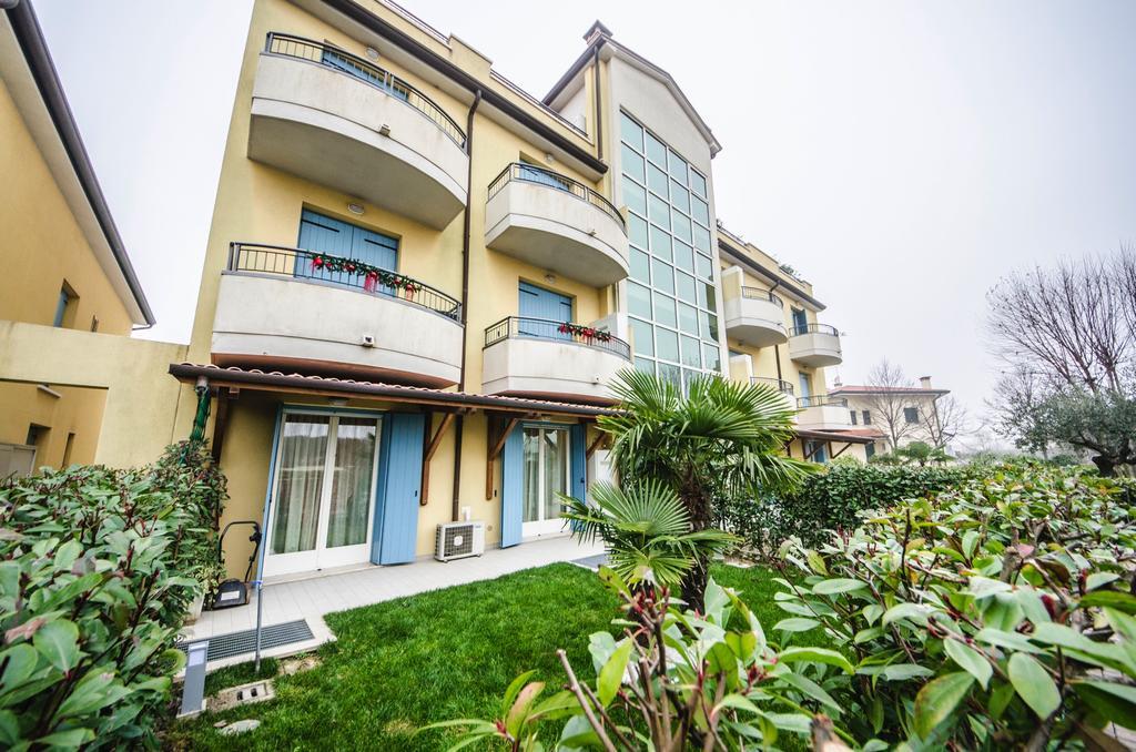 קאורלה Residence Elisa Piano Terra Con Giardino E Posto Spiaggia Incluso חדר תמונה