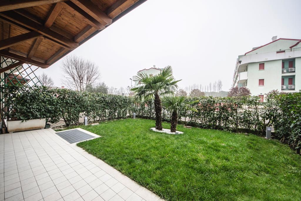 קאורלה Residence Elisa Piano Terra Con Giardino E Posto Spiaggia Incluso חדר תמונה