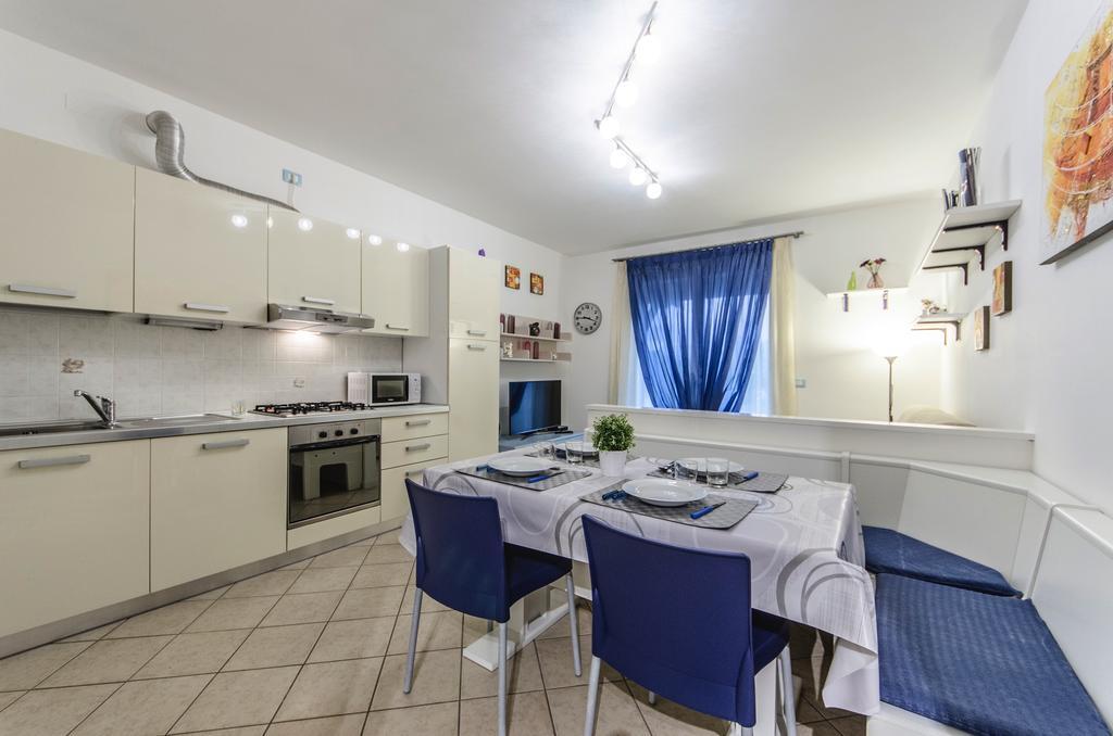 קאורלה Residence Elisa Piano Terra Con Giardino E Posto Spiaggia Incluso חדר תמונה