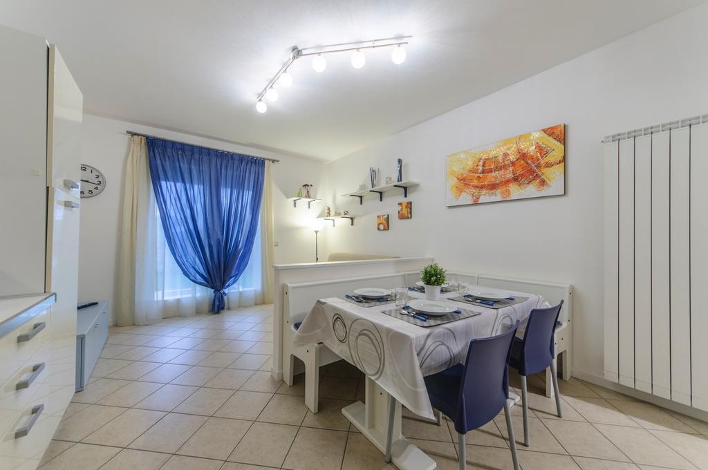 קאורלה Residence Elisa Piano Terra Con Giardino E Posto Spiaggia Incluso מראה חיצוני תמונה