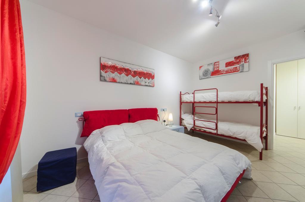 קאורלה Residence Elisa Piano Terra Con Giardino E Posto Spiaggia Incluso חדר תמונה